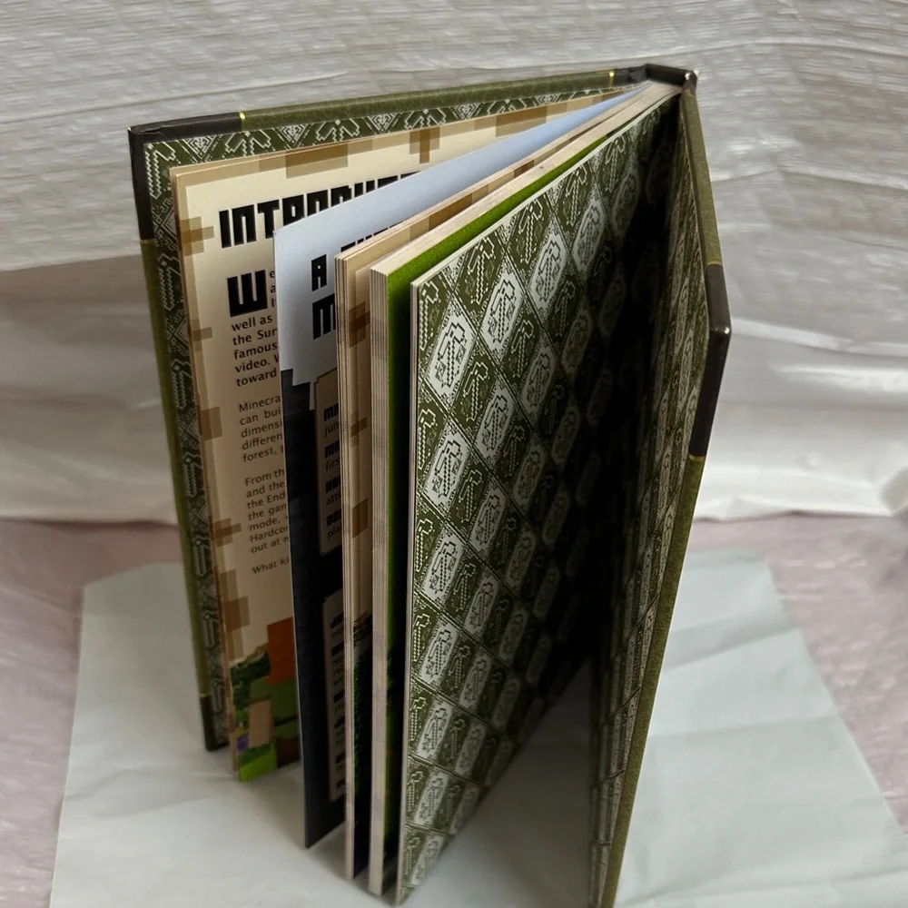 Minecraft Essential Handbook - Updated Edition